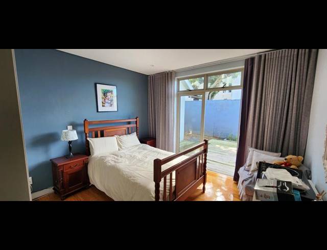 5 BEDROOM HOUSE FOR SALE IN KLEINBAAI